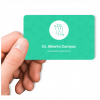 cartão de visita eletrônico de aproximação para dentista em tons de verde, cartão nfc aproximação e qr code para dentista